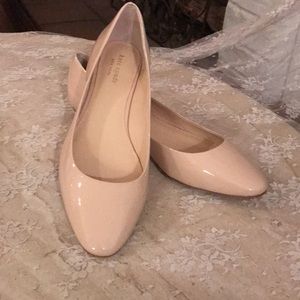 NWT Kate Spade Cream Color Fallyn Flats Size 8.5
